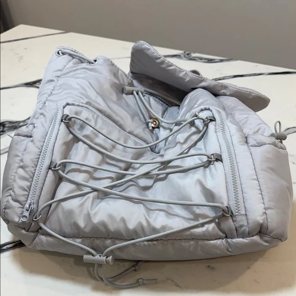 Blogilates Lilac gym backpack - Picture 8 of 9